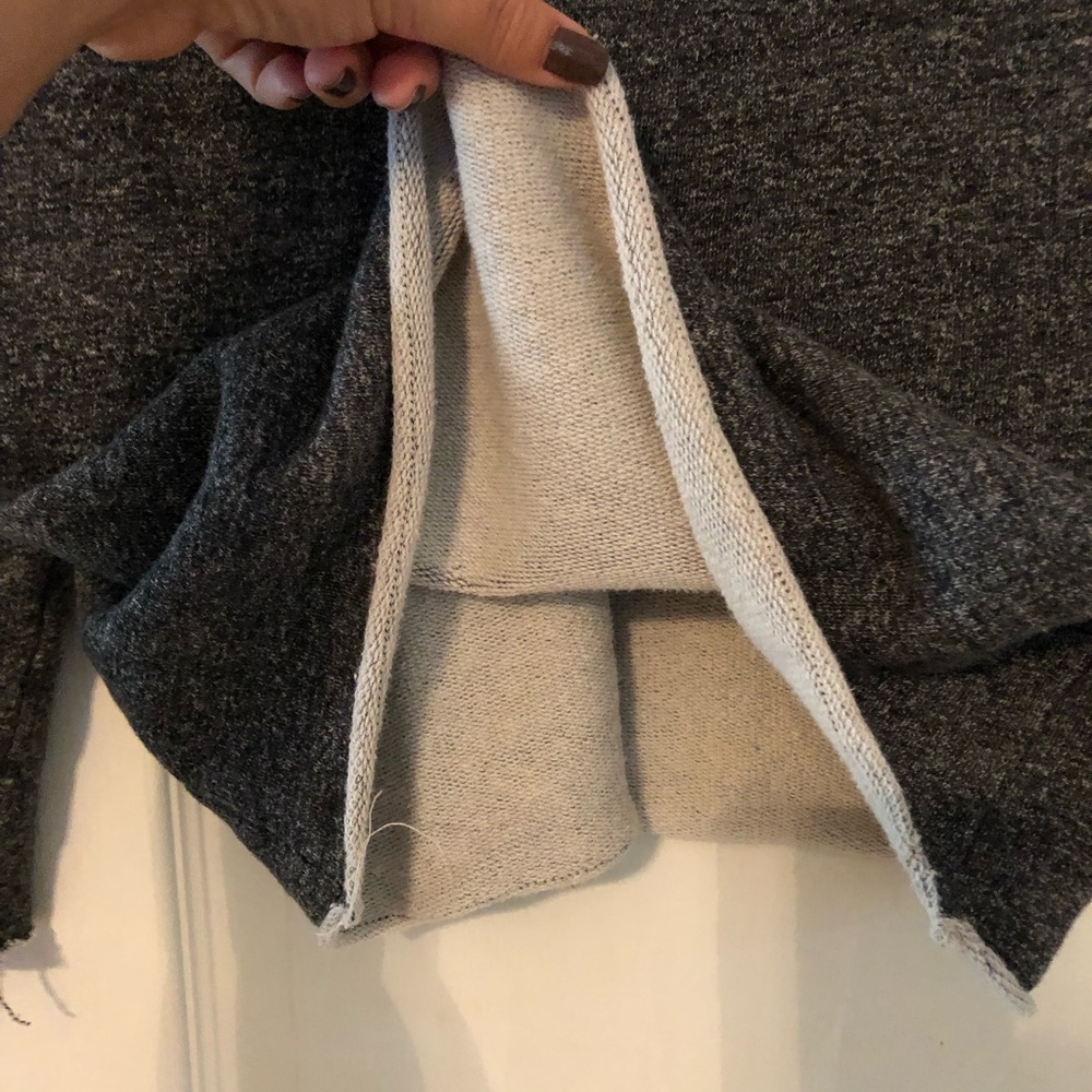 AIKO Cropped Sweatshirt - Picture 5 of 7